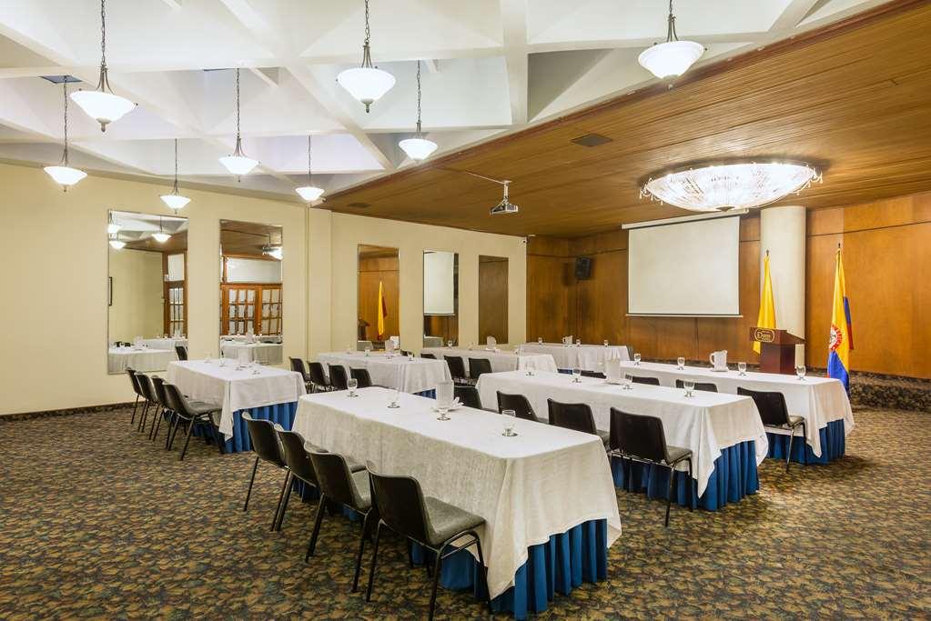 Hotel Dann Av. 19 Богота Номер фото