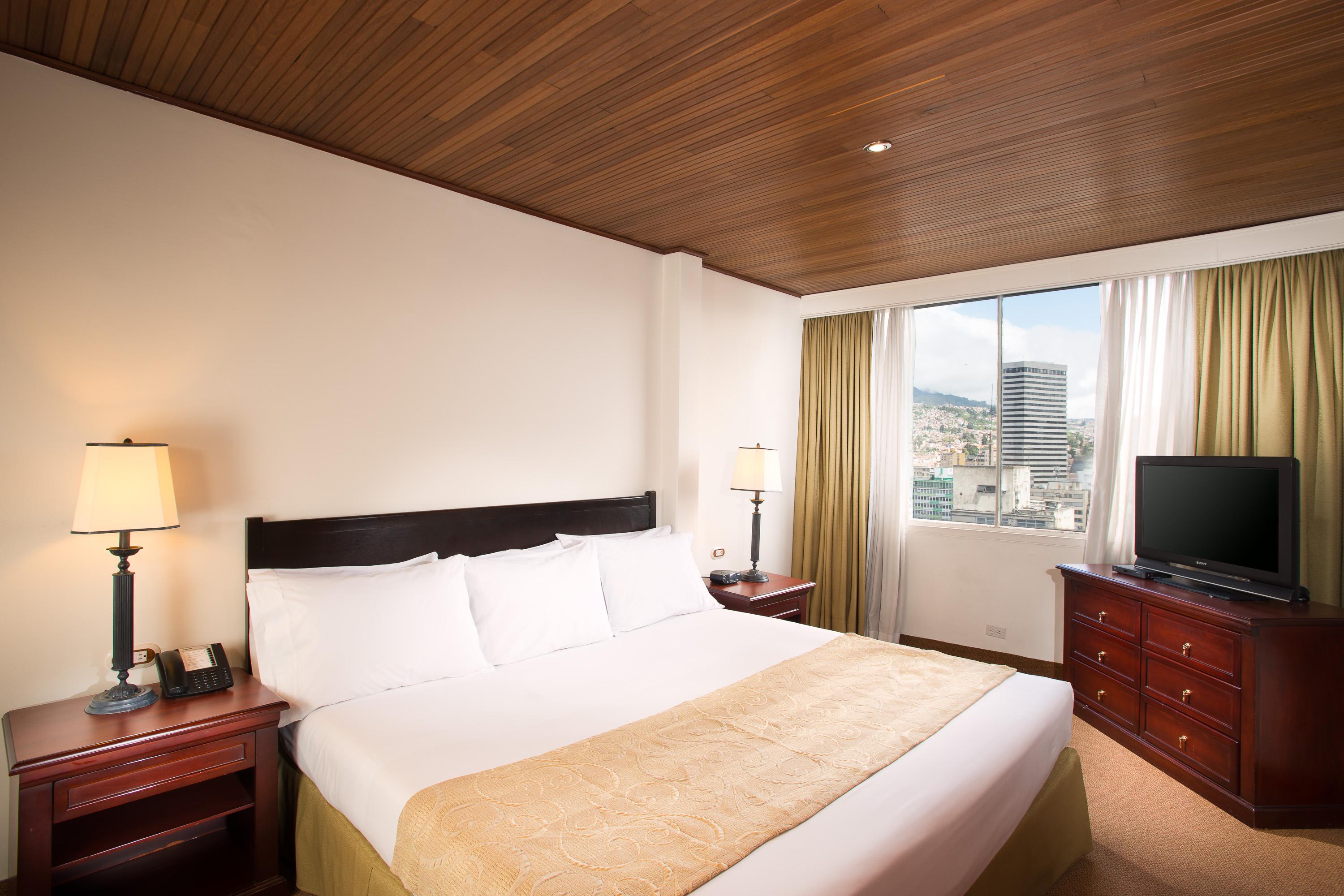 Hotel Dann Av. 19 Богота Экстерьер фото