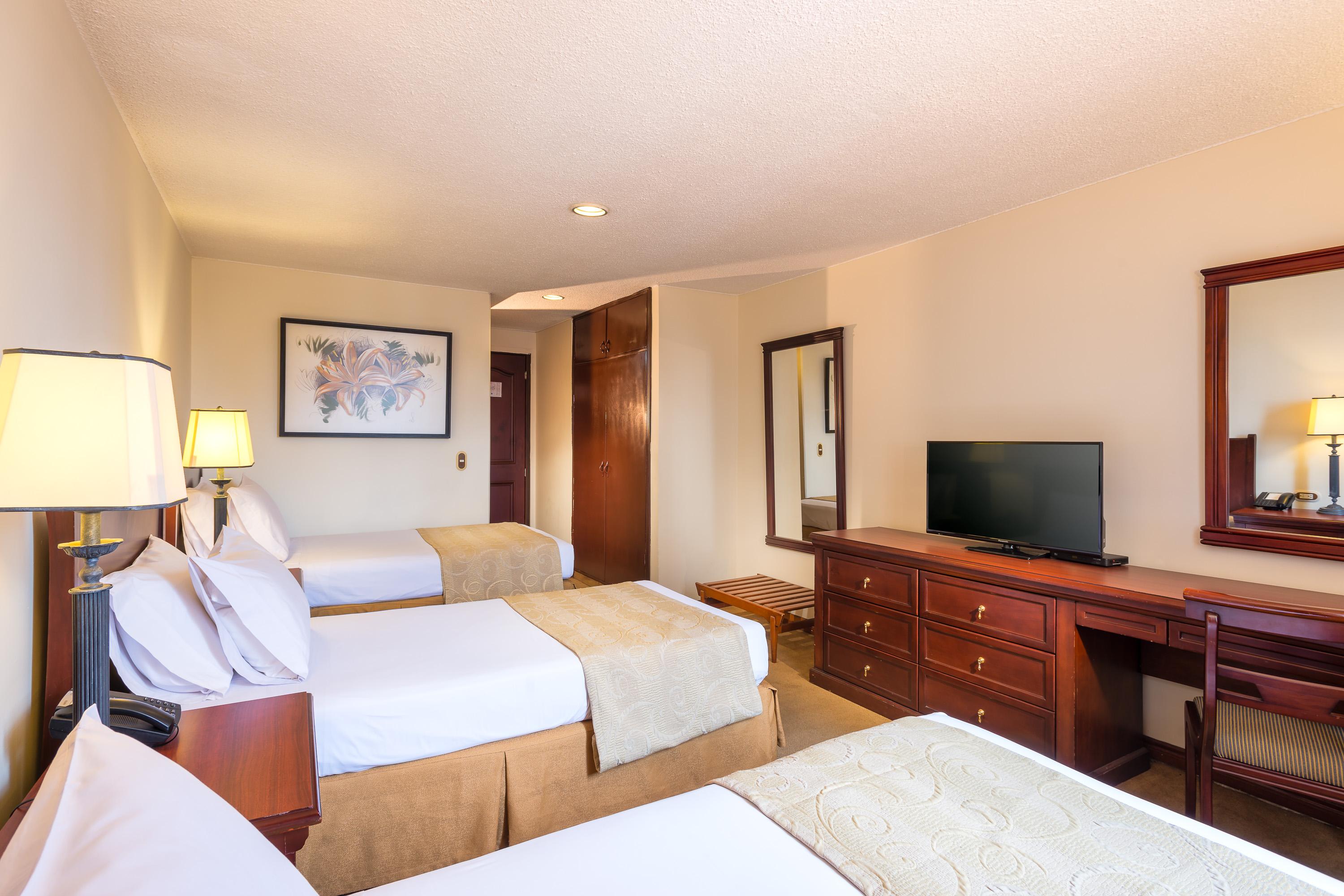 Hotel Dann Av. 19 Богота Экстерьер фото
