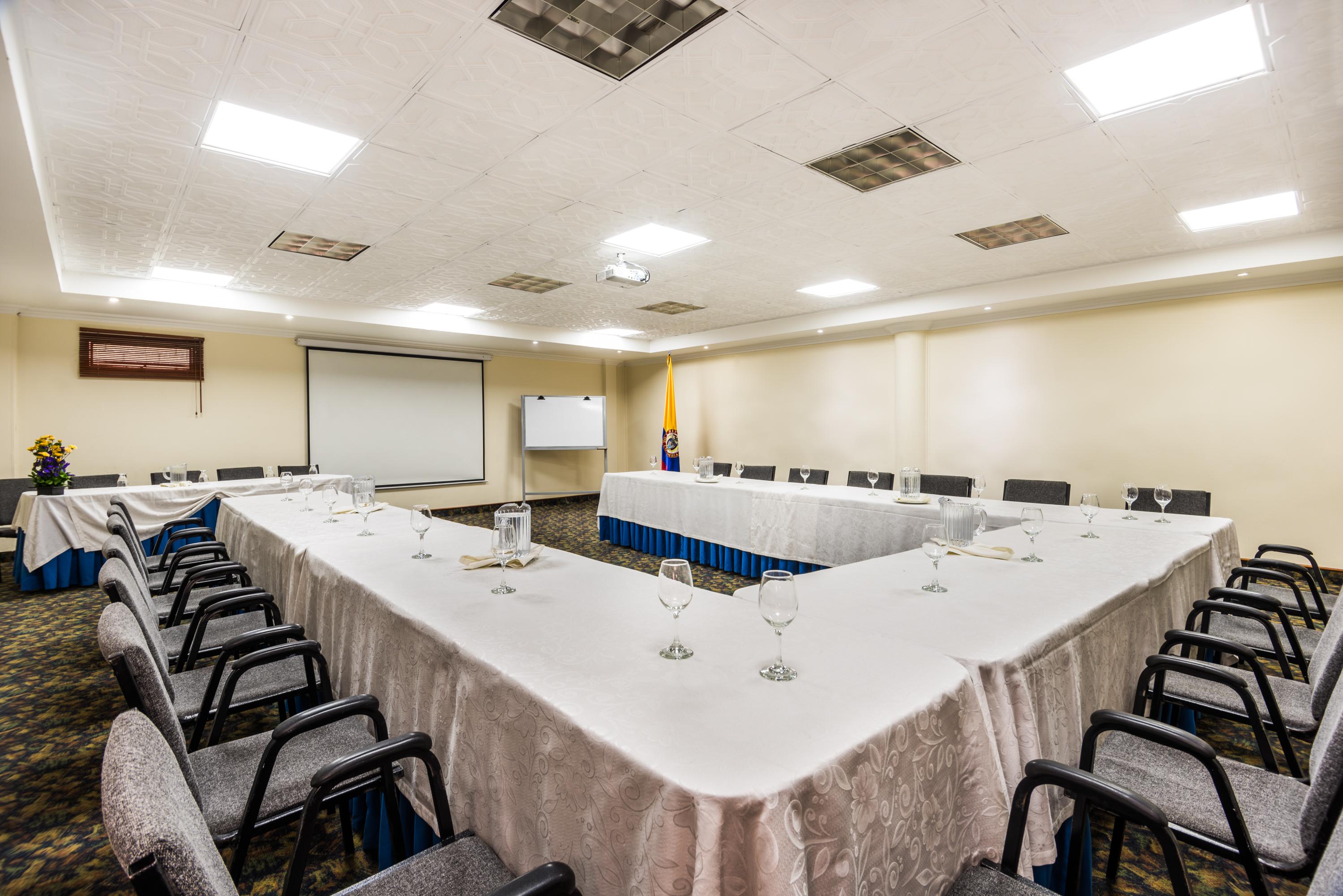 Hotel Dann Av. 19 Богота Экстерьер фото