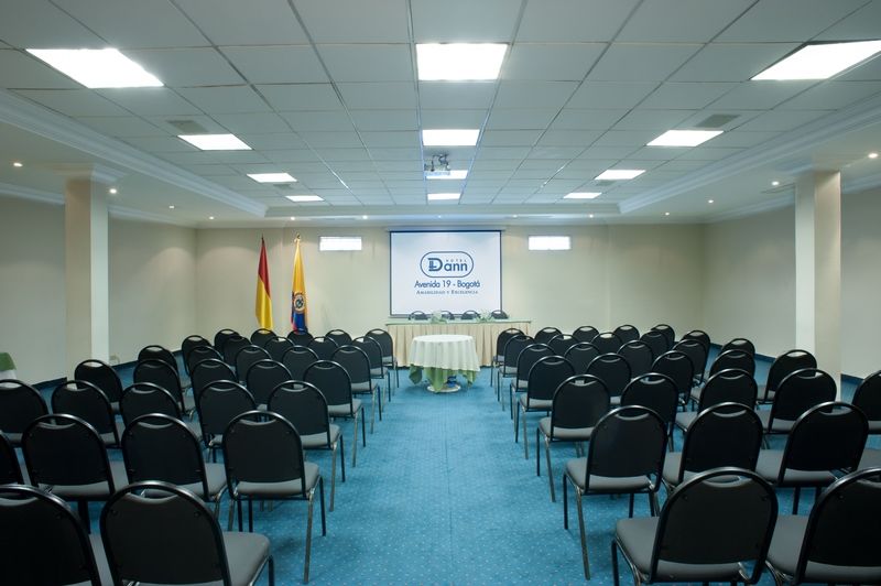 Hotel Dann Av. 19 Богота Экстерьер фото