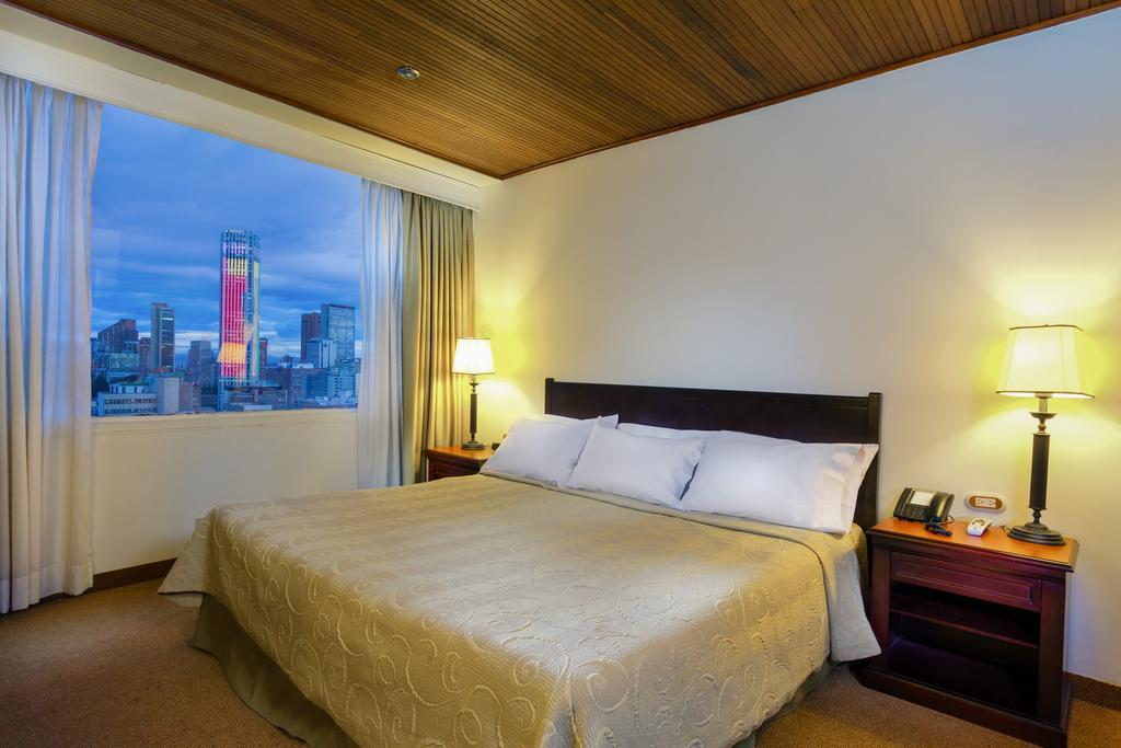 Hotel Dann Av. 19 Богота Экстерьер фото